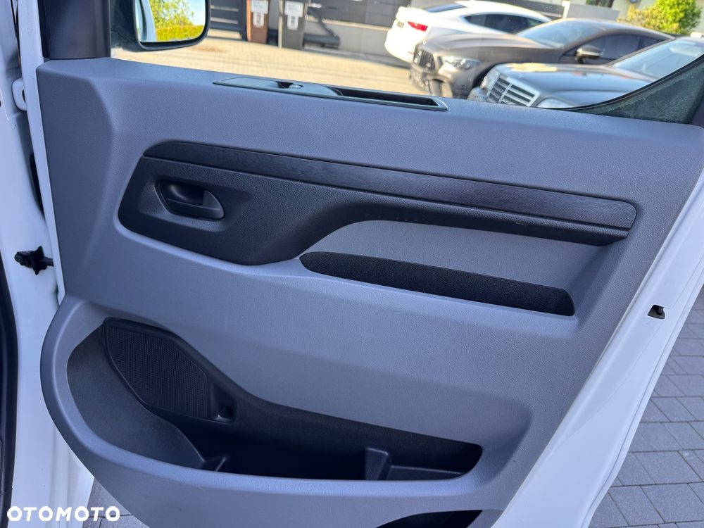 Peugeot Expert Jumpy Scudo Proace - 24