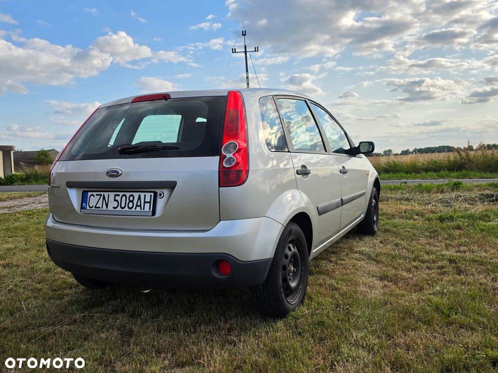 Ford Fiesta - 3