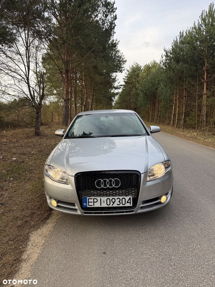 Audi A4 Limousine - 2