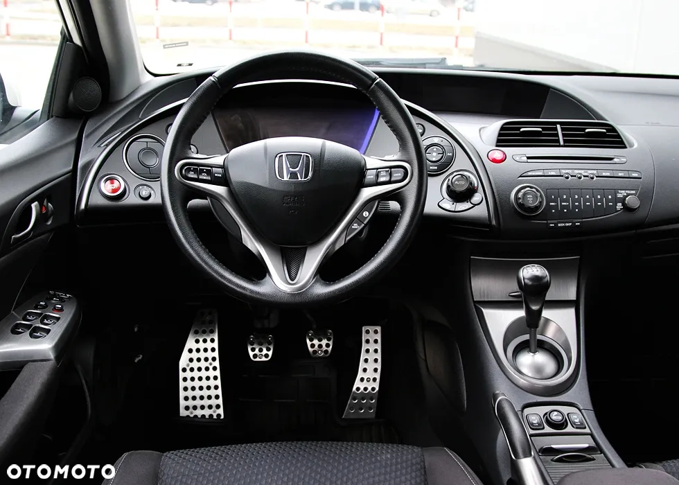 Honda Civic 1.8 Sport - 8