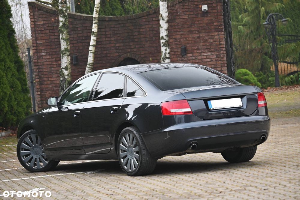 Audi A6 Limousine 3.2 FSI Quattro Tiptronic - 16