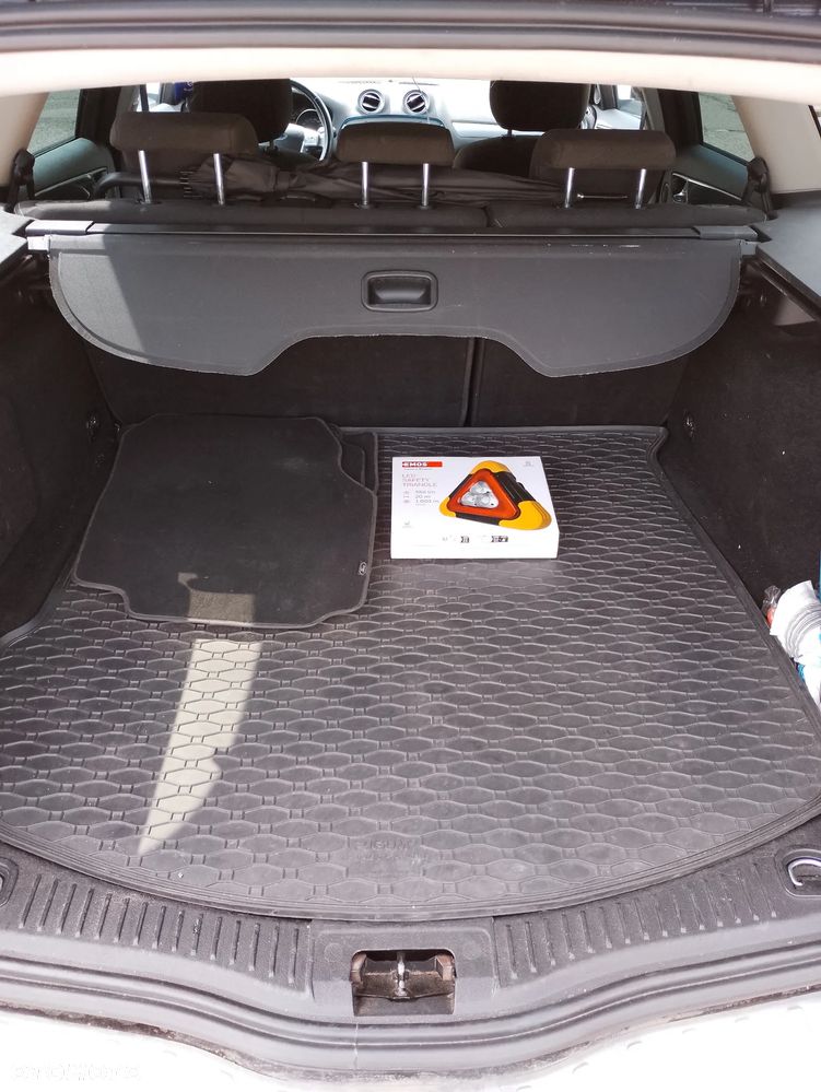 Ford Mondeo - 12
