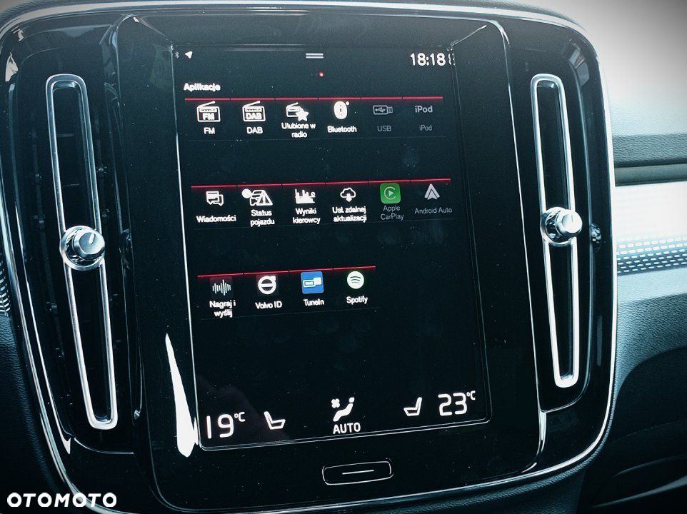 Volvo XC 40 - 36