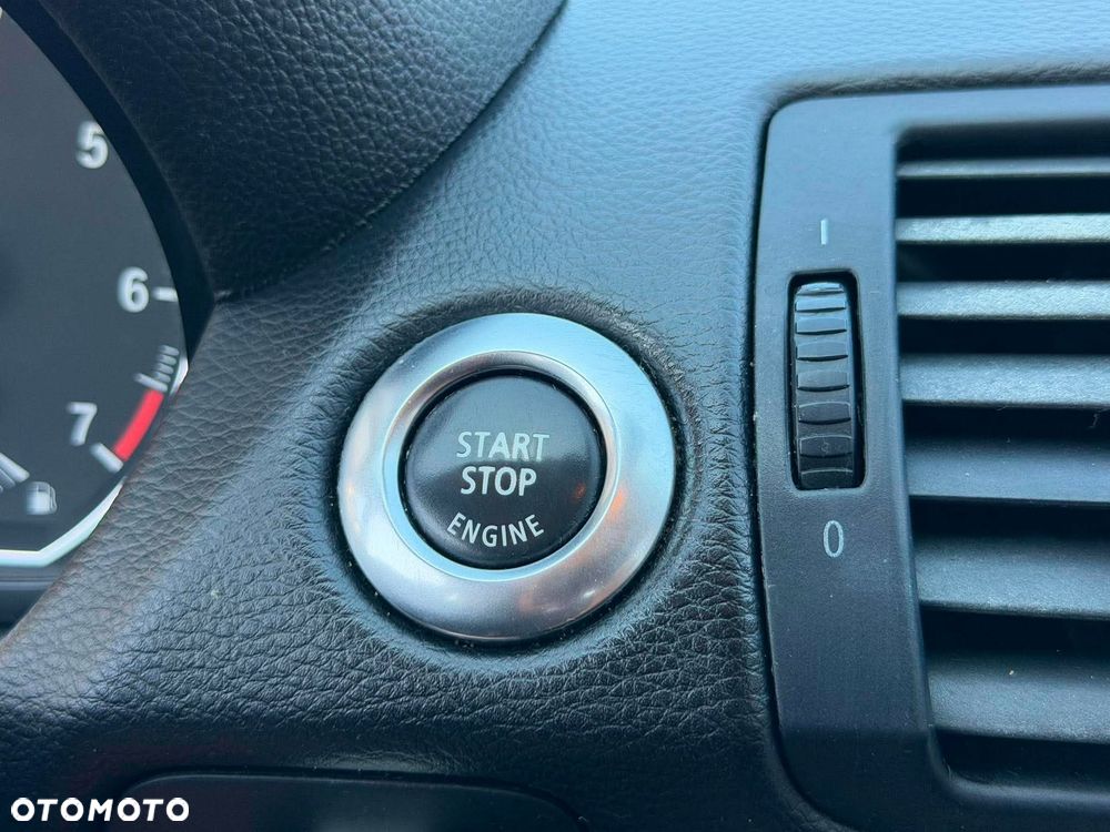 BMW Seria 1 116i - 28