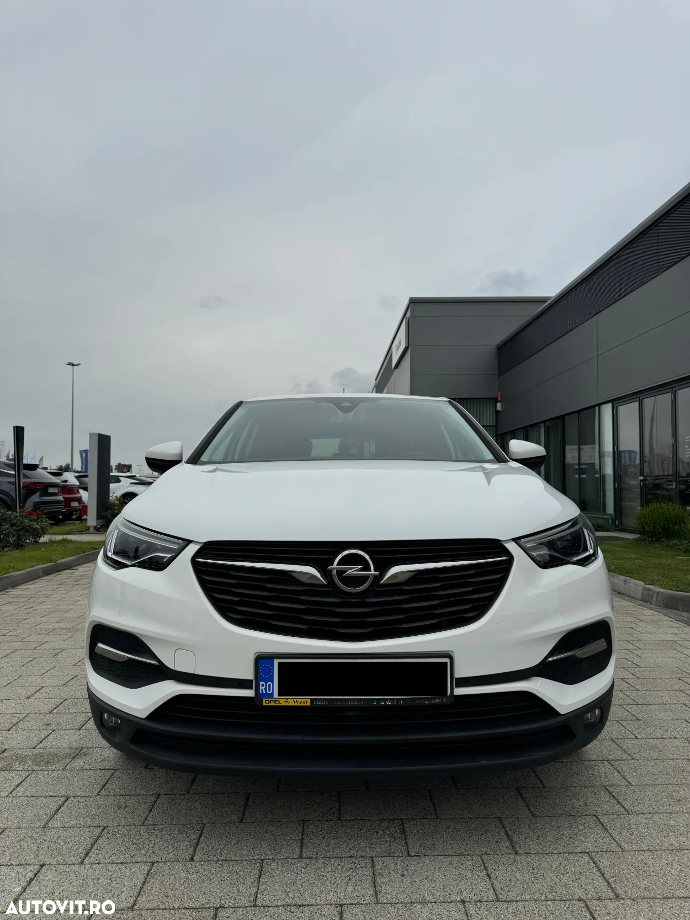 Opel Grandland X 1.2 Turbo START/STOP Aut. Enjoy - 2