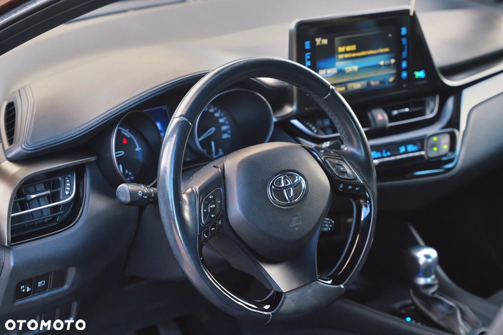 Toyota C-HR - 18