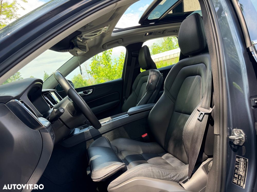 Volvo XC 60 Recharge T8 Twin Engine eAWD Inscription - 19