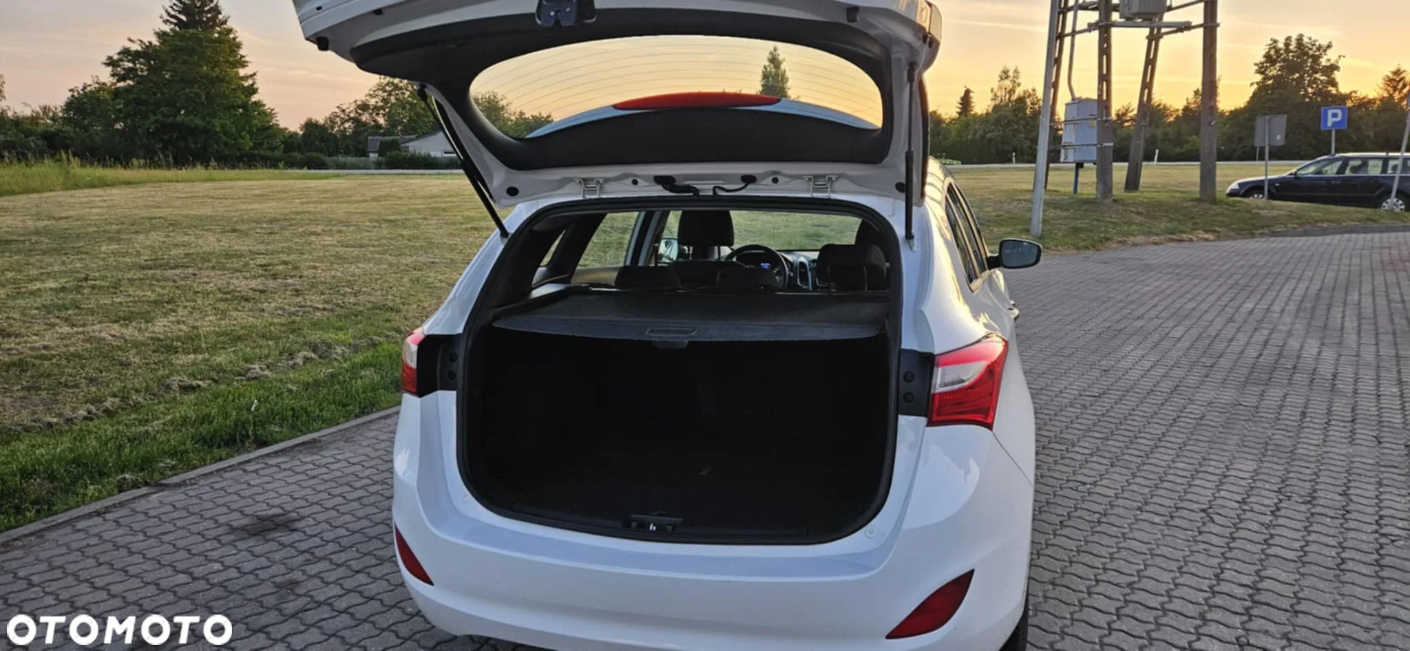 Hyundai i30 1.6 CRDi BlueDrive Go - 22