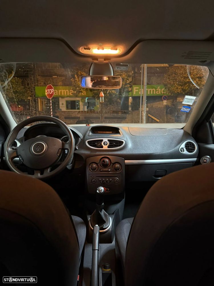 Renault Clio - 5