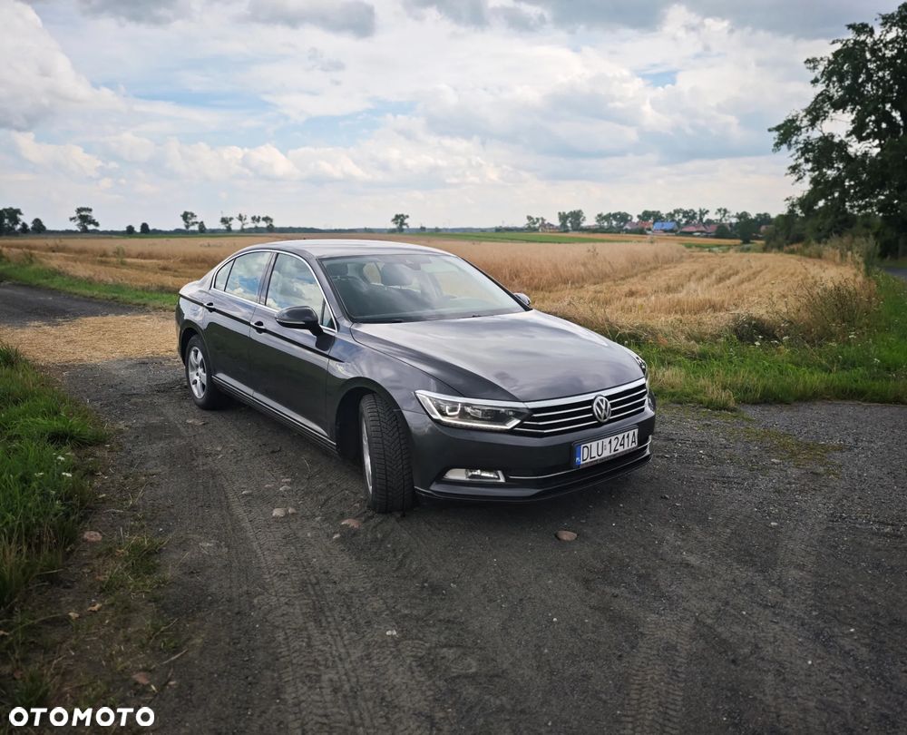 Volkswagen Passat - 3