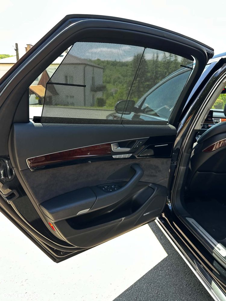 Audi A8 4.2 FSI L Quattro - 17