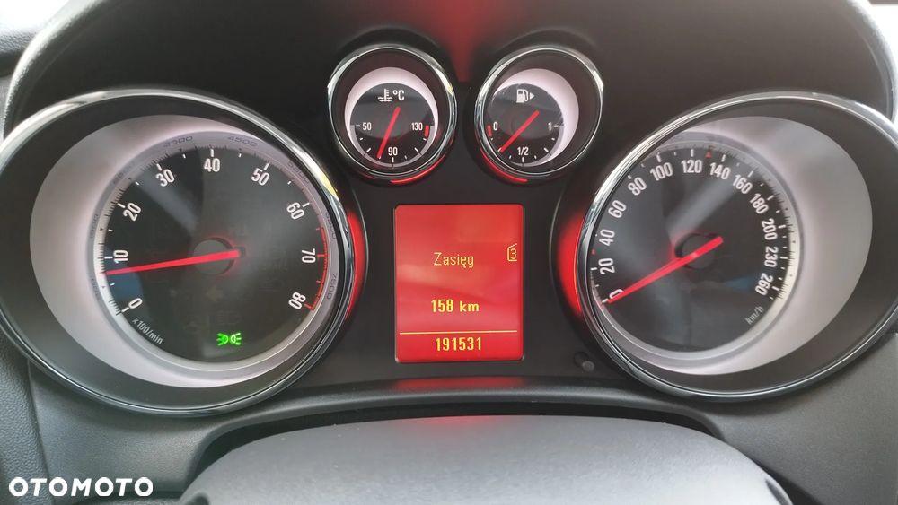 Opel Astra 1.4 Turbo Cosmo - 4