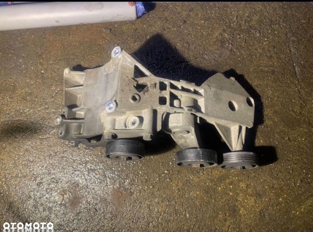 A6402021040 łapa podstawa alternatora rolki pk mercedes a w169 b w245 - 1