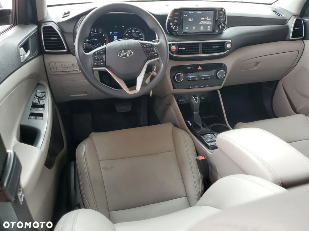 Hyundai Tucson - 7