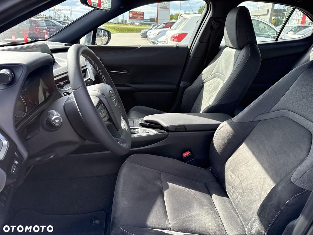 Lexus UX 250h GPF Business Edition 2WD - 19