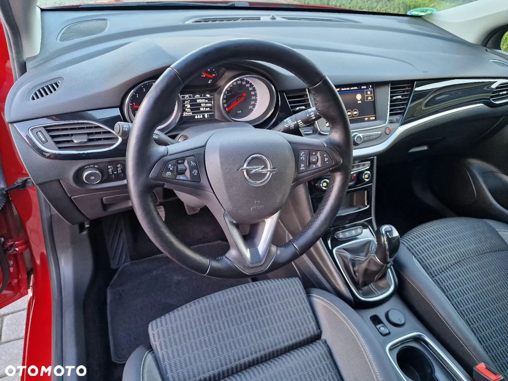 Opel Astra 1.2 Turbo Start/Stop Sports Tourer Elegance - 23