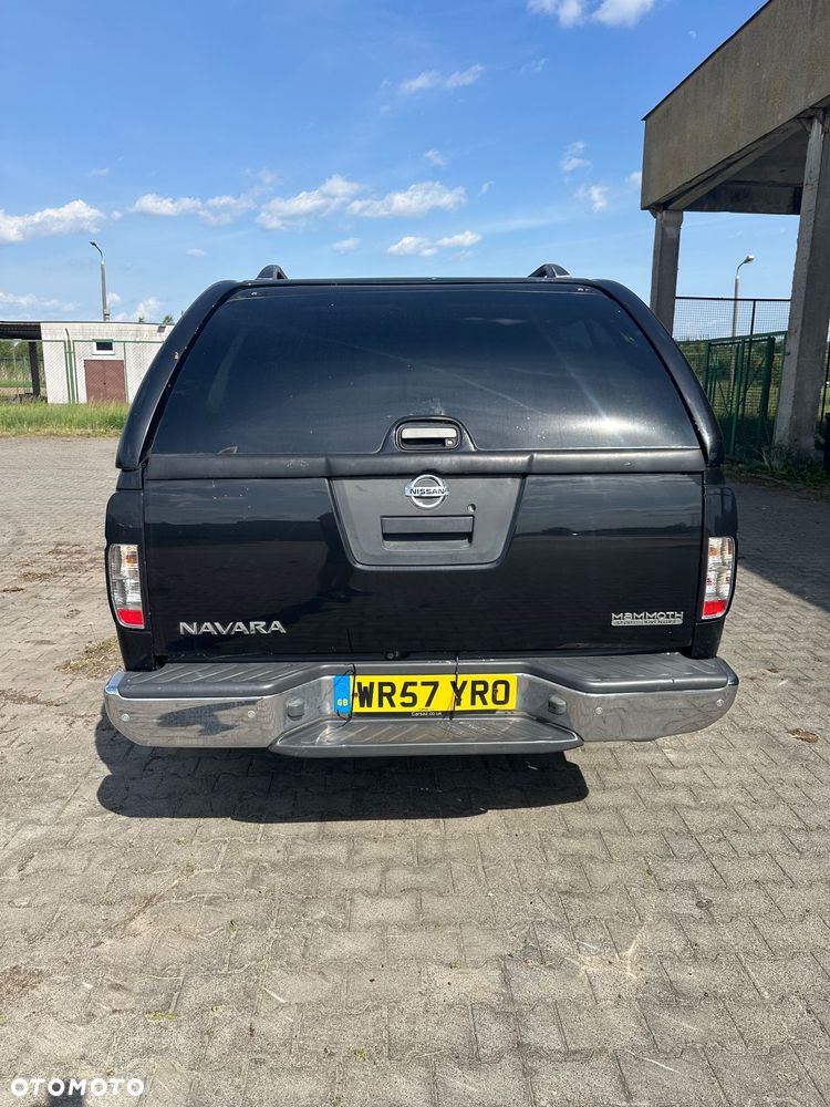 Nissan Navara 2.5 D Platinum - 3