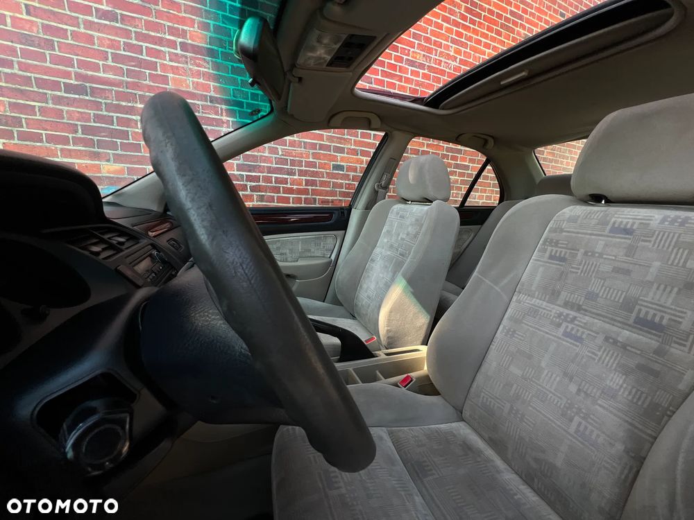 Honda Accord - 10