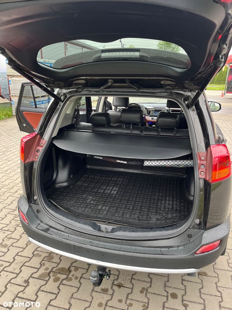 Toyota RAV4 2.0 D-4D Prestige - 11