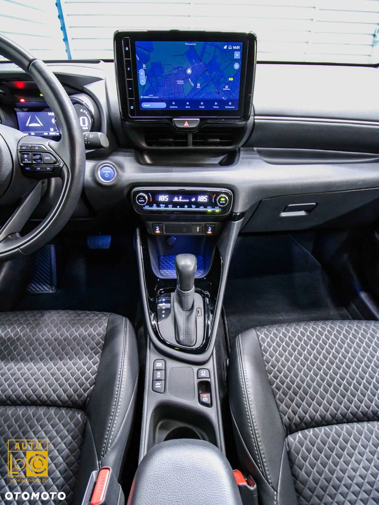 Toyota Yaris Hybrid 1.5 Style - 16