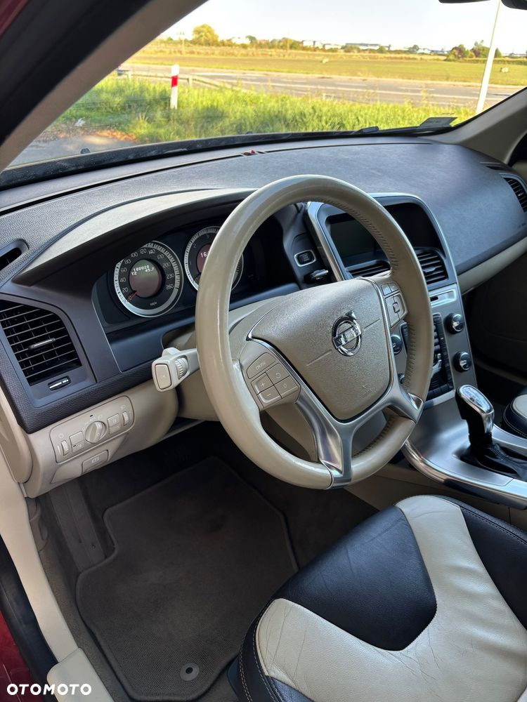Volvo XC 60 2.4D AWD Momentum - 14