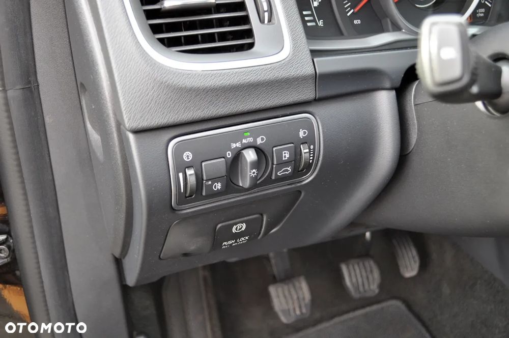 Volvo S60 T3 Kinetic - 18