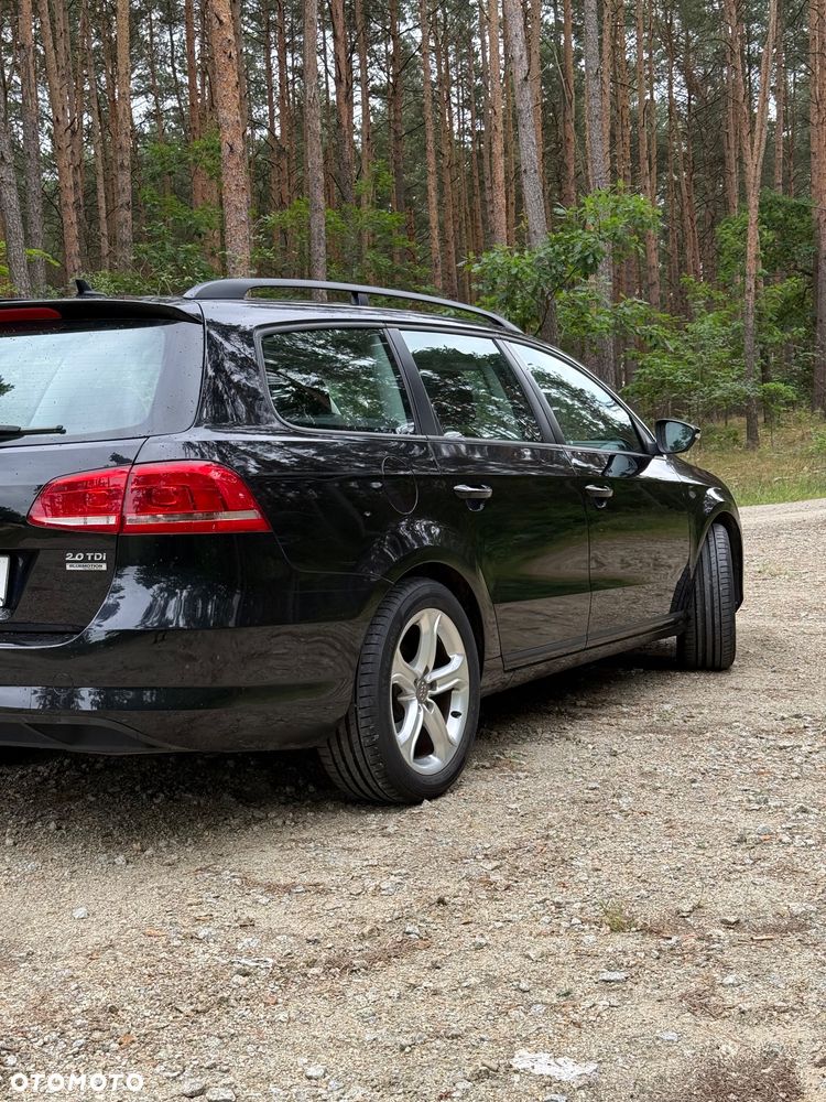 Volkswagen Passat 2.0 TDI Comfortline - 6