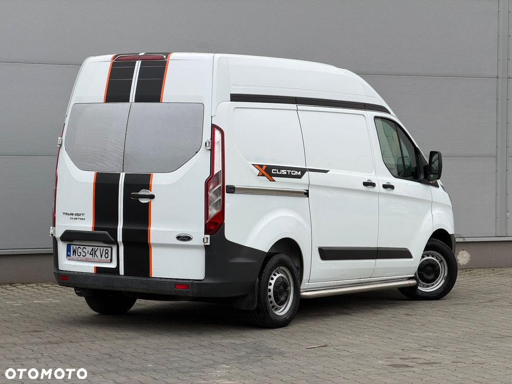 Ford TRANSIT CUSTOM - 3