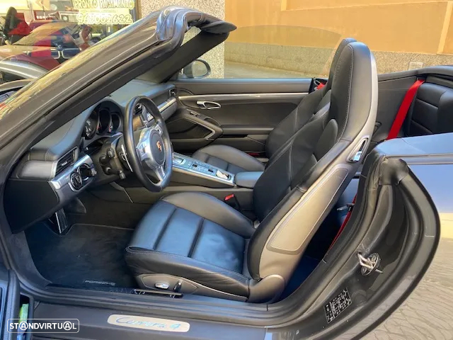 Porsche 911 (991) Carrera 4 Cabriolet PDK - 11