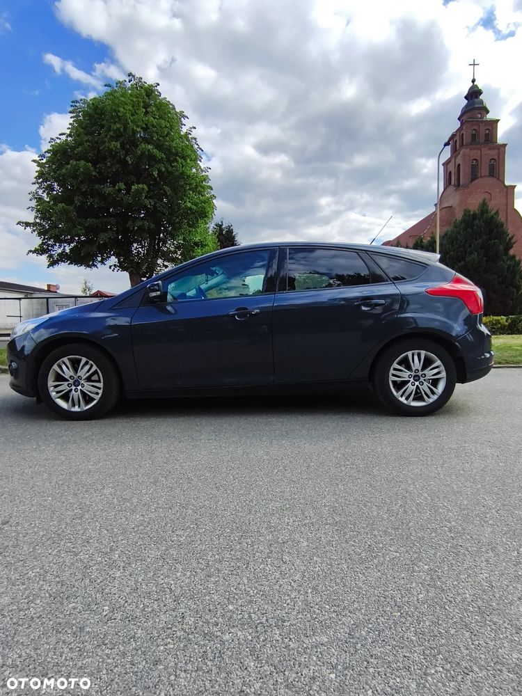 Ford Focus 1.6 Ambiente Start - 1