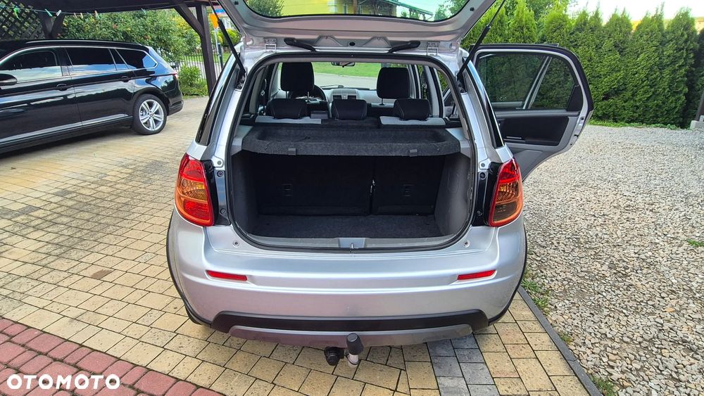 Suzuki SX4 1.6 VVT 4x4 Style - 28