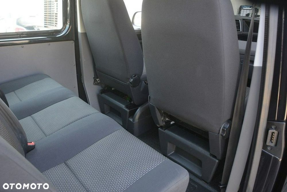 Volkswagen Transporter - 30