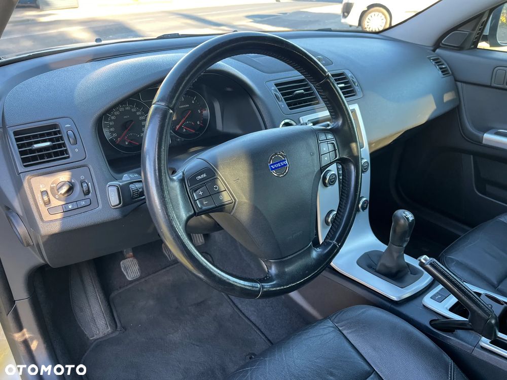 Volvo S40 DPF DRIVe Summum - 13
