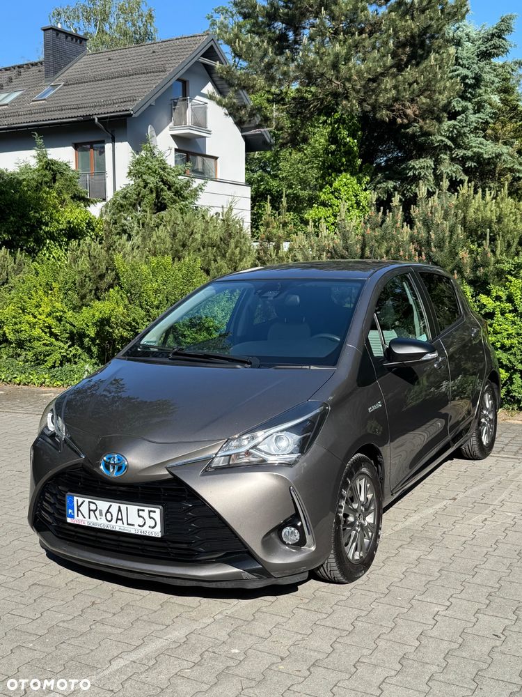 Toyota Yaris Hybrid 100 Premium EU6 - 1