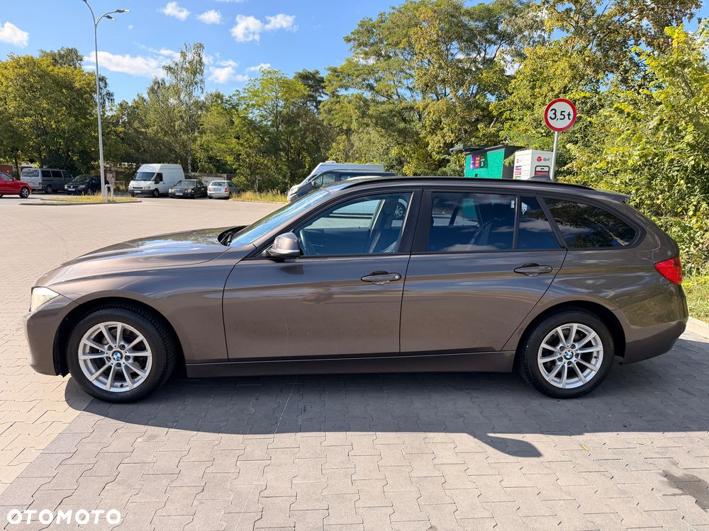 BMW Seria 3 318d - 3