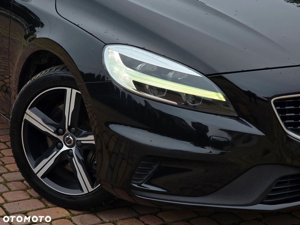 Volvo V40 T4 Drive-E R-Design Momentum - 18
