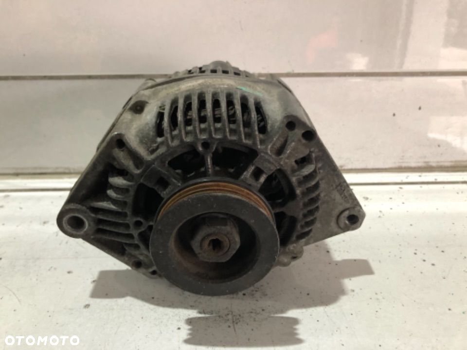 Alternator Renault Megane Scenic 1.4 1.6 7700436627 - 4