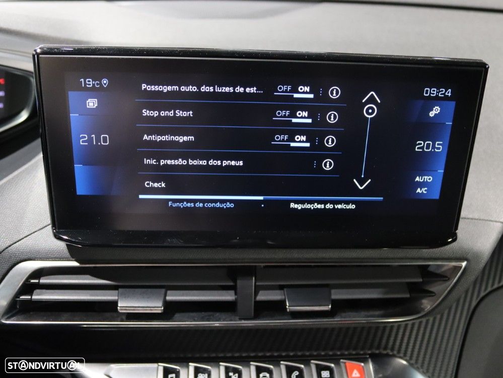Peugeot 5008 1.5 BlueHDi Allure Pack EAT8 - 34