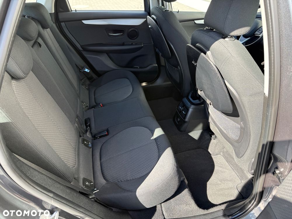 BMW Seria 2 216d Luxury Line - 37