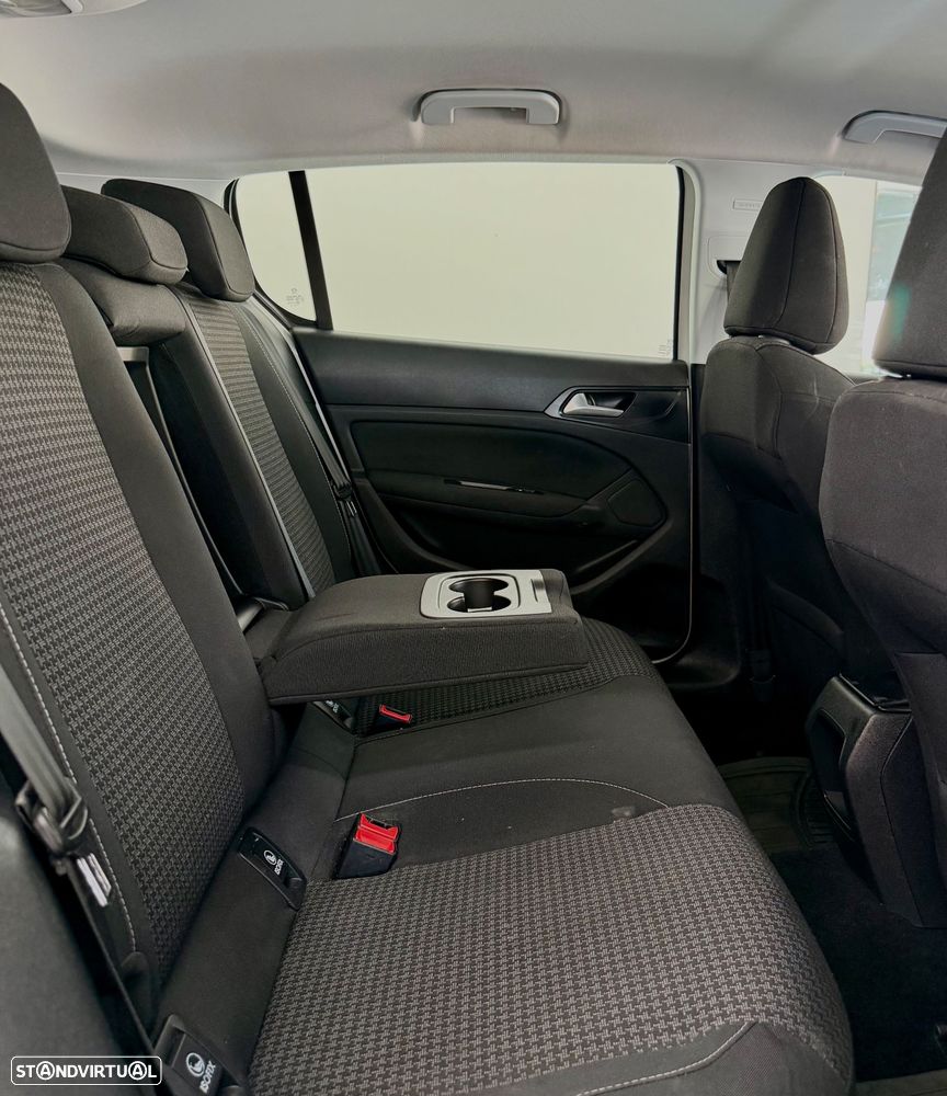 Peugeot 308 1.5 BlueHDi Allure - 15