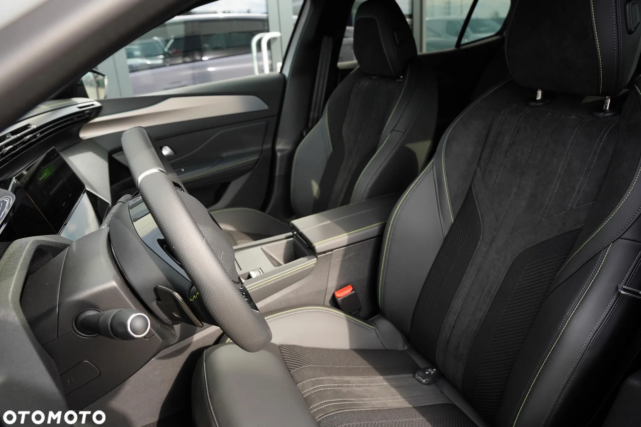 Peugeot 408 1.2 PureTech mHEV GT S&S e-DSC6 - 11