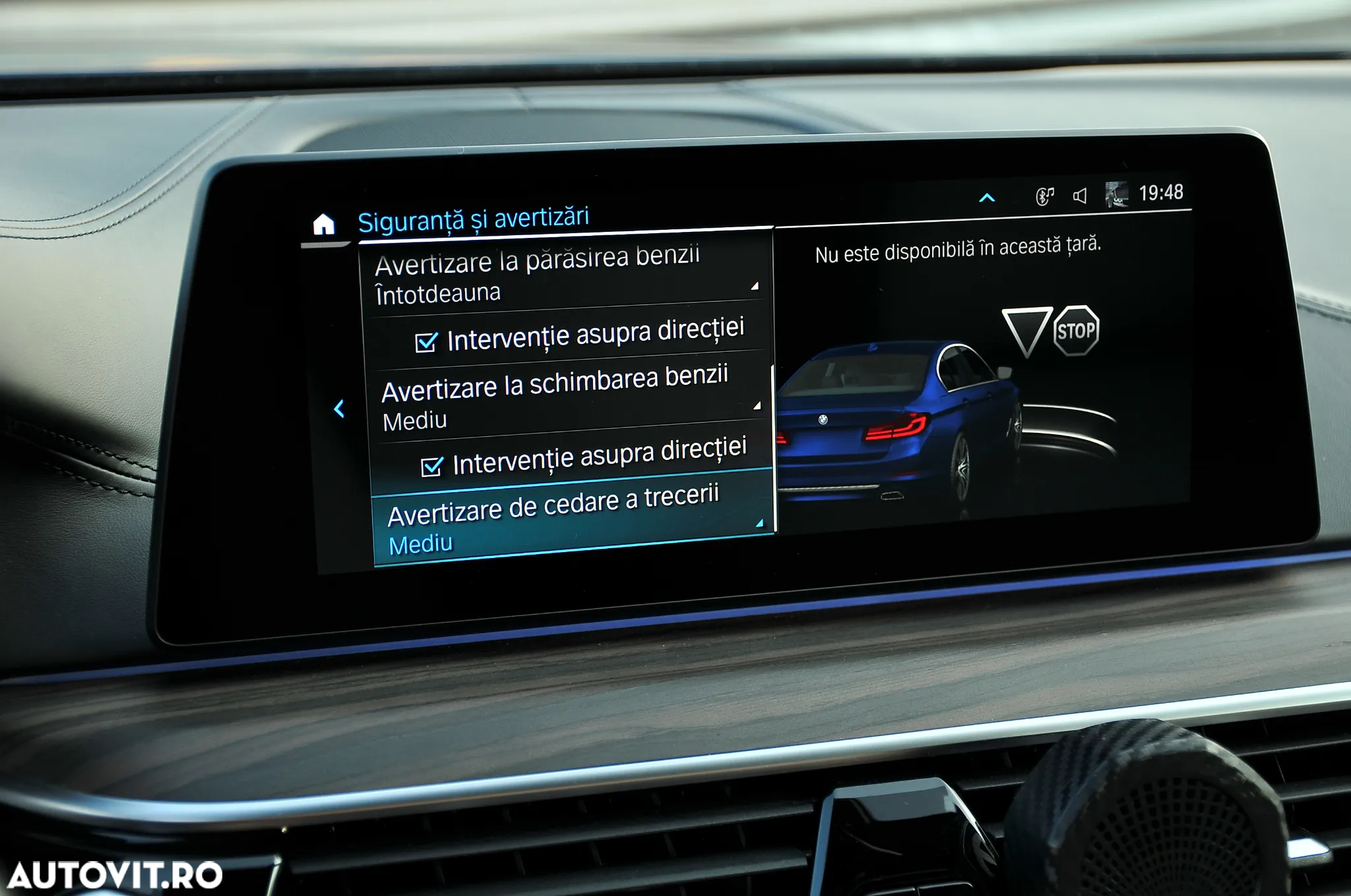 BMW Seria 5 530e xDrive AT PHEV - 27