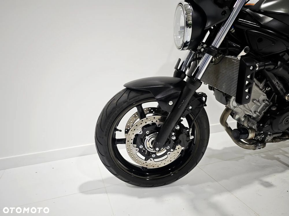 Suzuki SV - 10