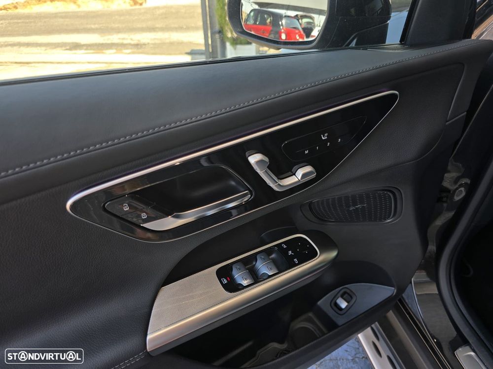 Mercedes-Benz GLC 300 de Coupe 4Matic - 18