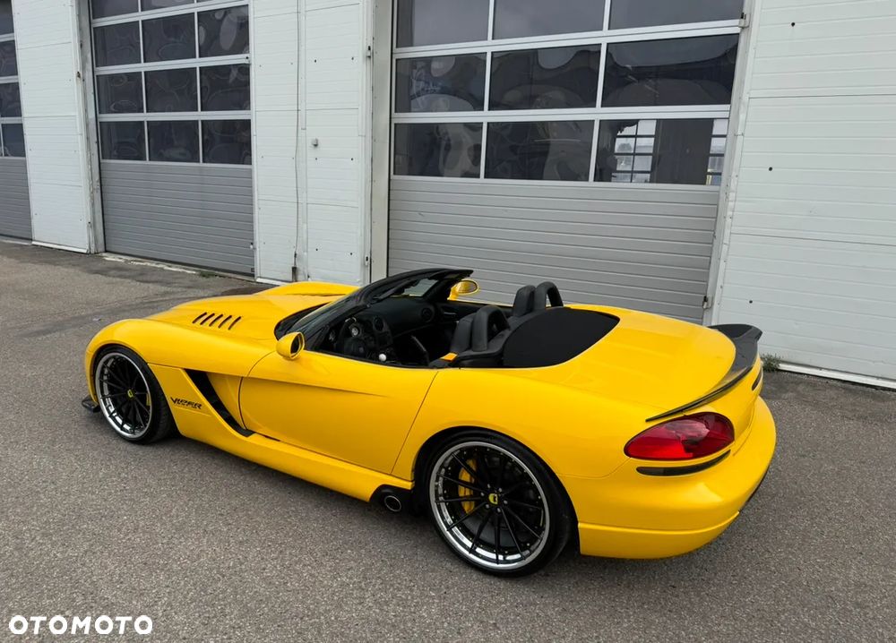 Dodge Viper - 11