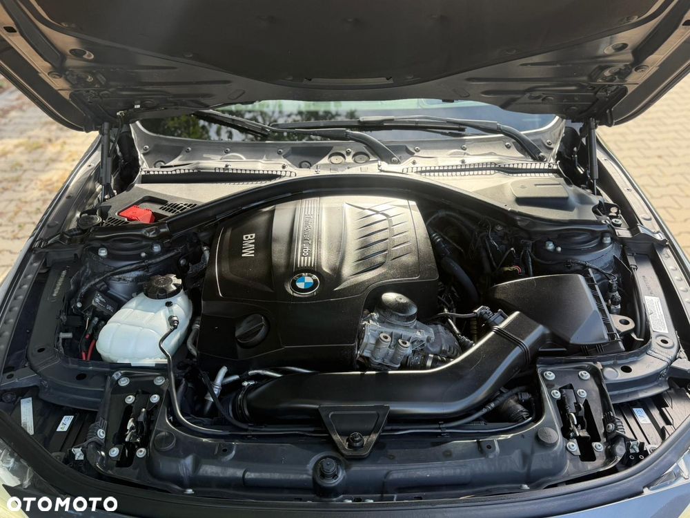 BMW Seria 3 - 12