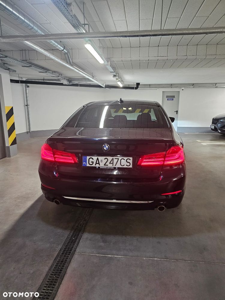 BMW Seria 5 530d Luxury Line - 2