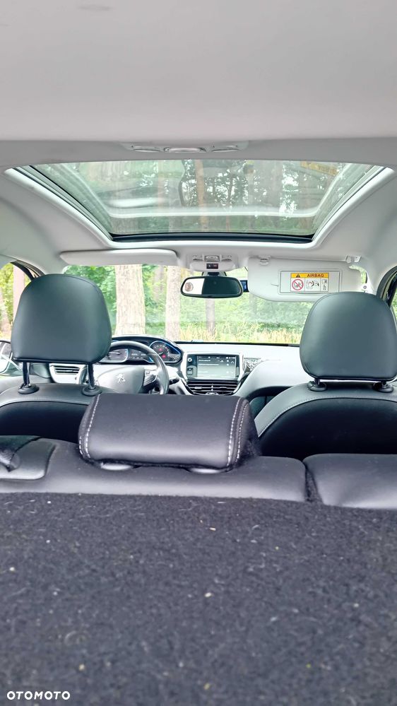 Peugeot 2008 - 6