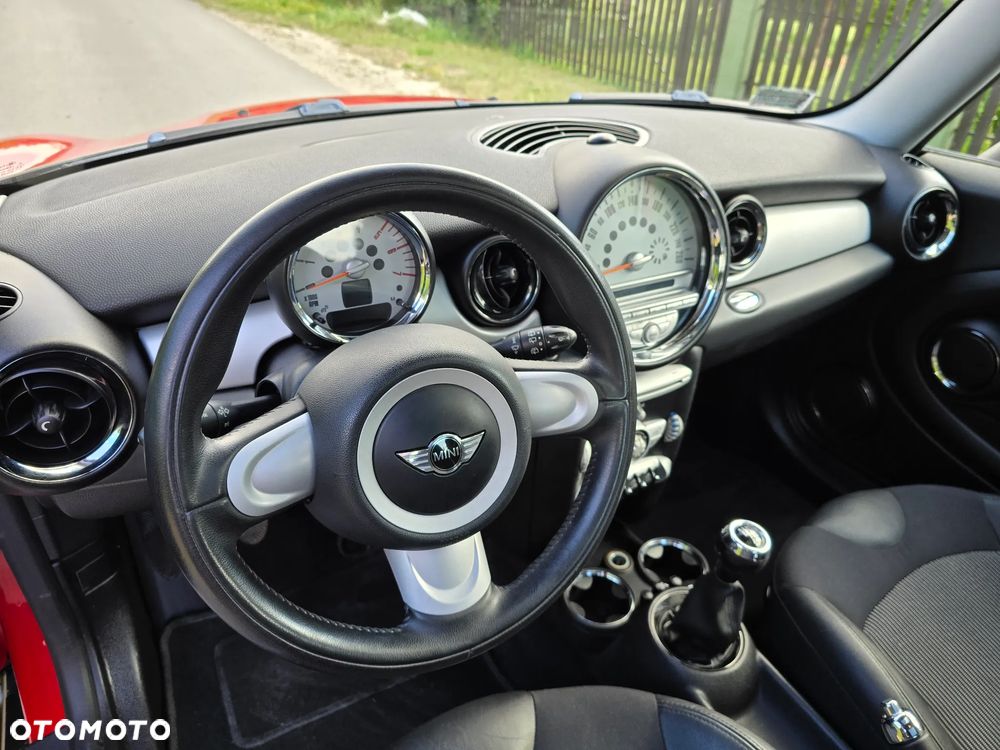 MINI Cooper D - 16