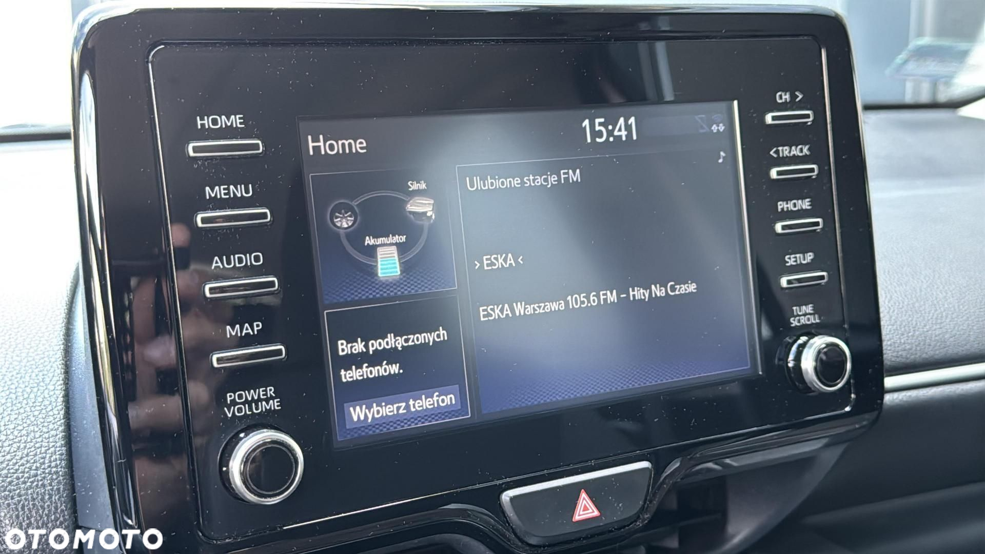 Toyota Yaris Hybrid 1.5 Comfort - 22